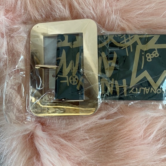 Black Gold Graffiti Printed Fashion Statement Belt - Picture 3 of 4